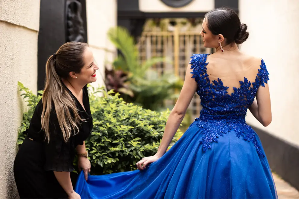  Loja de Vestido de Debutante